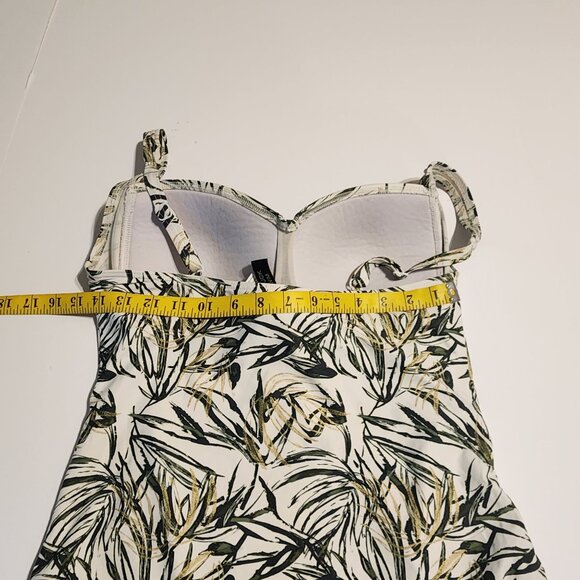 Niptuck swim sz 10 women multi fit cup swimsuit tropical print Nip Tuck - Picture 10 of 10